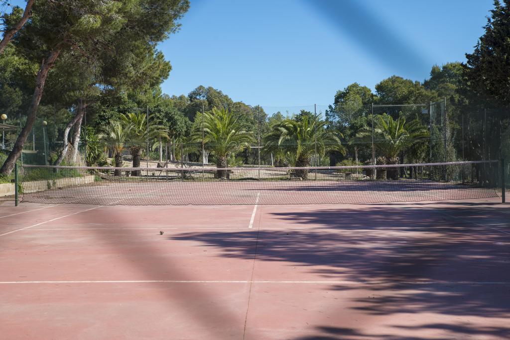 ホテルResidencia Marista Santa Maria Del Mar グアルダマル・デル・セグラ エクステリア 写真